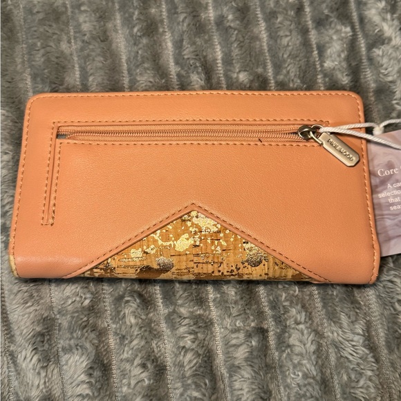 Pixie Mood SOPHIE WALLET - MISTY ROSE/METALLIC CORK NWT - Picture 8 of 11